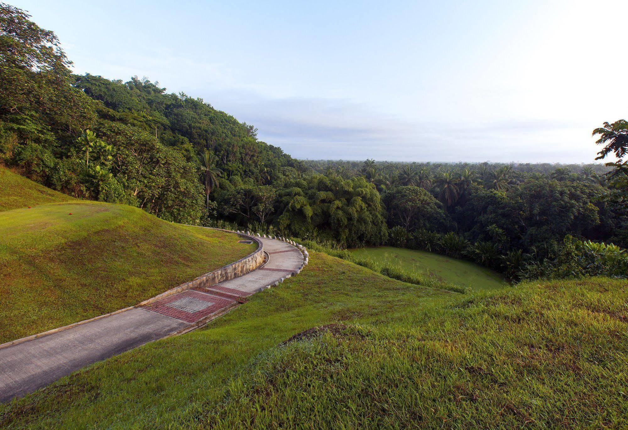 Ibom Hotel & Golf Resort Уйо Экстерьер фото