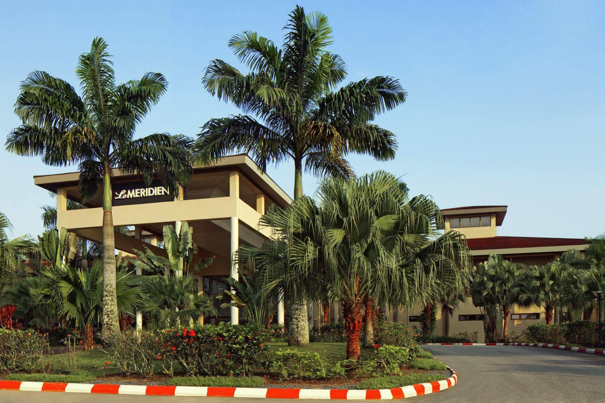 Ibom Hotel & Golf Resort Уйо Экстерьер фото