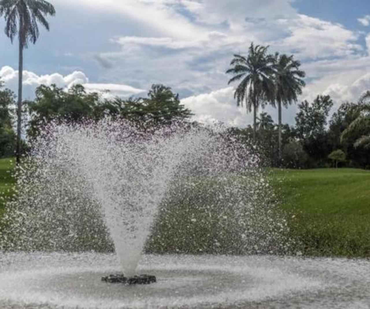Ibom Hotel & Golf Resort Уйо Экстерьер фото